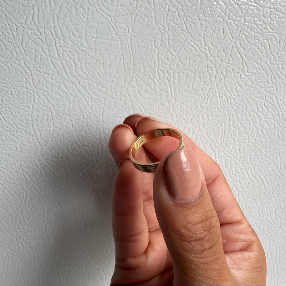 Carrier LOVE wedding band